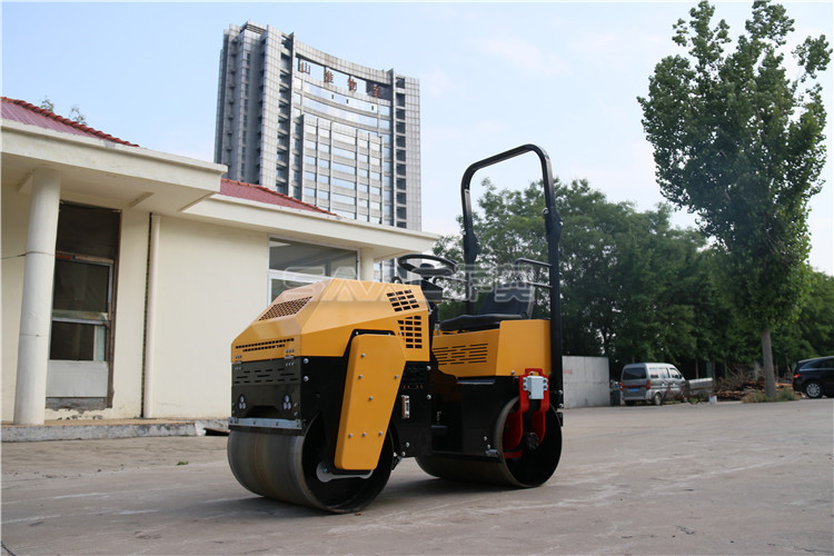 小型壓路機停放也是“有套路”，你造嗎？
