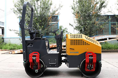 小型壓路機(jī)施工技巧對(duì)了，效率也提高